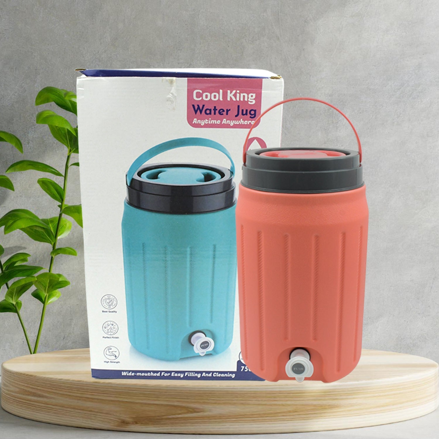 Insulated jug with tap for large capacity Insulated jug with tap for large capacity